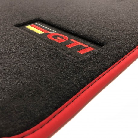 Alfombrillas Velour con logo para Volkswagen Golf 8 Variant (2020-actualidad)