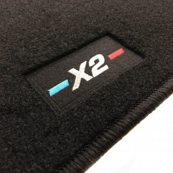 Alfombrillas BMW X2 U10 (2024-) a medida con logo bordado