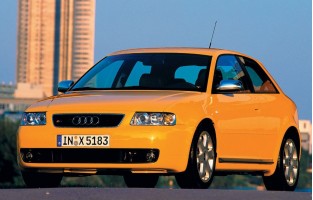 Alfombrillas Audi A3 8L Restyling (2000 - 2003) a medida logo