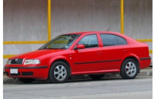 Alfombrillas 3D fabricadas en goma Premium para Skoda Octavia I (1996 - 2010)