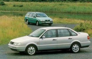 Alfombrillas Volkswagen Passat B4 (1993 - 1996) logo Hybrid