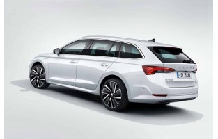 Alfombrillas beige Skoda Octavia IV Combi (2020-actualidad)