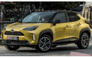 Alfombrillas Toyota Yaris Cross (2021-actualidad) logo Hybrid