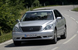 Alfombrillas de goma Lexus LS III (2000-2006)